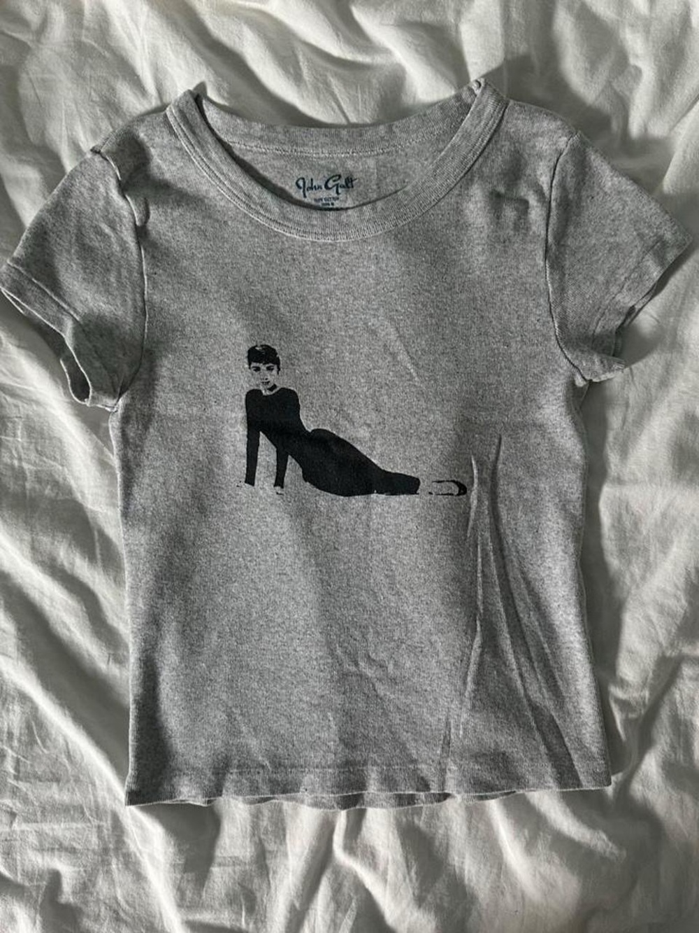 Brandy Melville Girls' Gray Graphic Tee - Audrey Silhouette